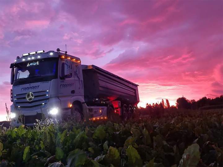 Transporteur de matériaux La Ferté-Gaucher