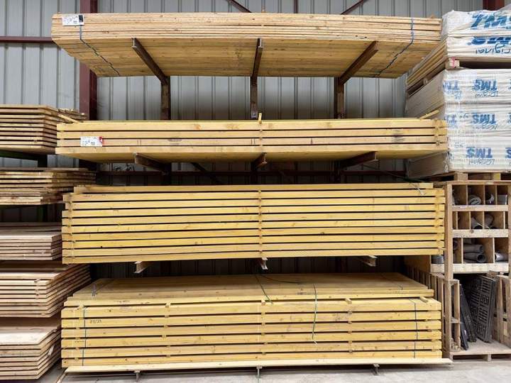 Des bois solides pour l’édification de maisons