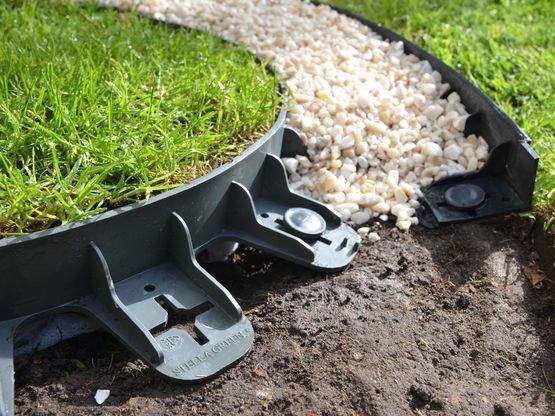 Bordure en pierre calcaire La Ferté-Gaucher